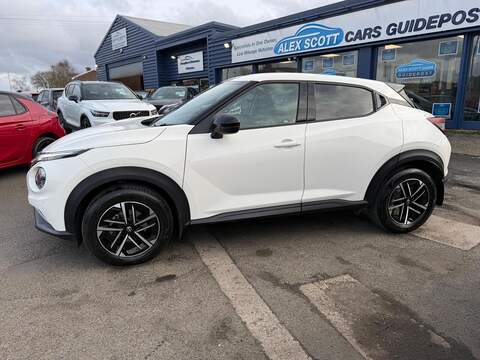 Nissan Juke 1.0 DIG-T N-Connecta SUV 5dr Petrol Manual Euro 6 (s/s) (114 ps) - U79937