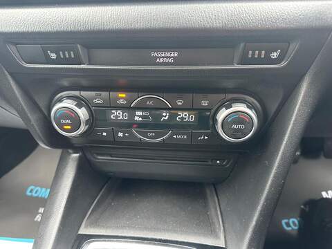 Mazda Mazda3 2.0 SKYACTIV-G SE-L Nav Euro 5 (s/s) 5dr - U79939