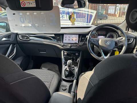 Vauxhall Astra 1.6 CDTi ecoTEC BlueInjection SRi VX Line Nav Euro 6 5dr - U79940