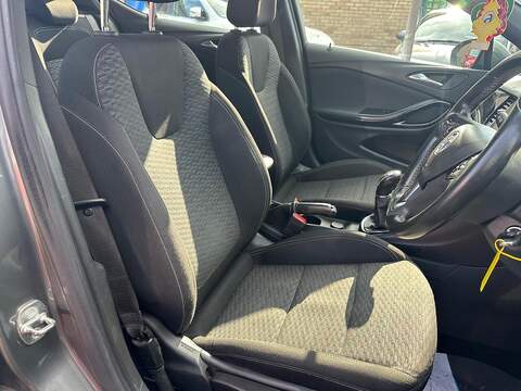 Vauxhall Astra 1.6 CDTi ecoTEC BlueInjection SRi VX Line Nav Euro 6 5dr - U79940
