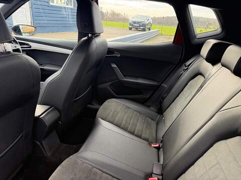 SEAT Arona 1.6 TDI XCELLENCE Lux SUV 5dr Diesel DSG Euro 6 (s SUV 1.6 Automatic Diesel - U79948