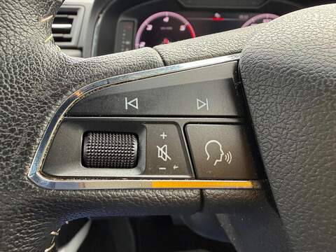 SEAT Arona 1.6 TDI XCELLENCE Lux SUV 5dr Diesel DSG Euro 6 (s SUV 1.6 Automatic Diesel - U79948