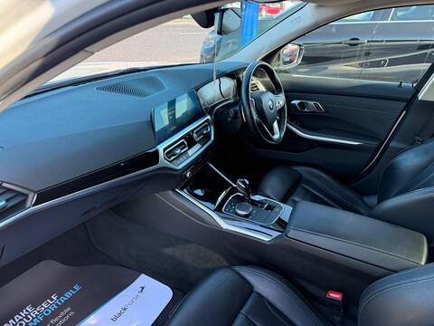 BMW 3 Series 2.0 320i Sport Saloon 4dr Petrol Auto Euro 6 (s/s) (184 ps) - U79951