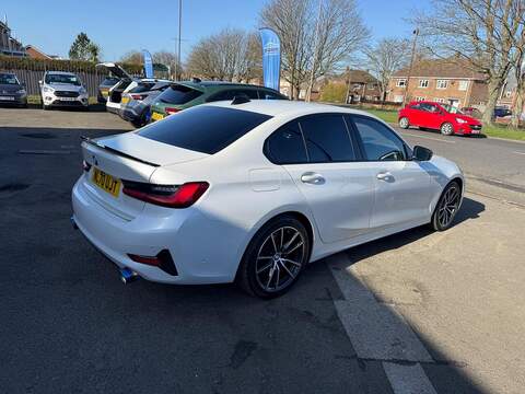 BMW 3 Series 2.0 320i Sport Saloon 4dr Petrol Auto Euro 6 (s/s) (184 ps) - U79951