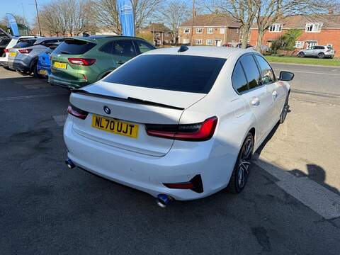 BMW 3 Series 2.0 320i Sport Saloon 4dr Petrol Auto Euro 6 (s/s) (184 ps) - U79951