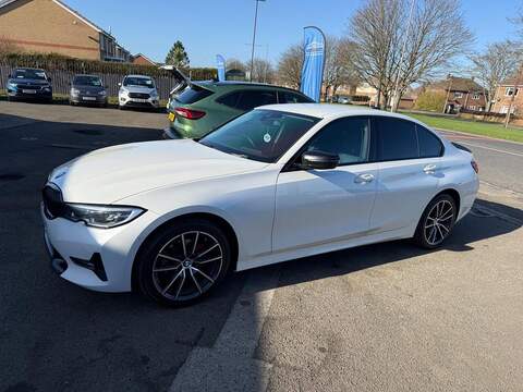 BMW 3 Series 2.0 320i Sport Saloon 4dr Petrol Auto Euro 6 (s/s) (184 ps) - U79951