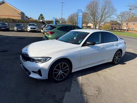 BMW 3 Series 2.0 320i Sport Saloon 4dr Petrol Auto Euro 6 (s/s) (184 ps) - U79951