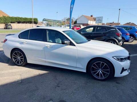 BMW 3 Series 2.0 320i Sport Saloon 4dr Petrol Auto Euro 6 (s/s) (184 ps) - U79951