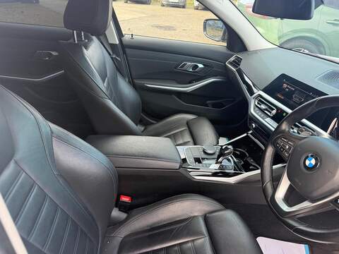 BMW 3 Series 2.0 320i Sport Saloon 4dr Petrol Auto Euro 6 (s/s) (184 ps) - U79951