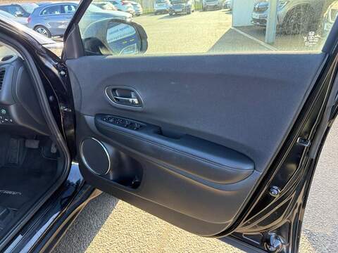 Honda HR-V 1.5 i-VTEC SE SUV 5dr Petrol CVT Euro 6 (s/s) (130 ps) - U79952