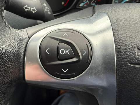 Ford C-Max TDCi Zetec MPV 1.6 Manual Diesel - U79960