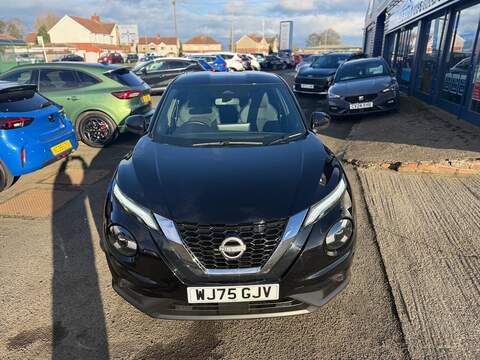Nissan Juke 1.0 DIG-T N-Connecta DCT Auto Euro 6 (s/s) 5dr - U79964