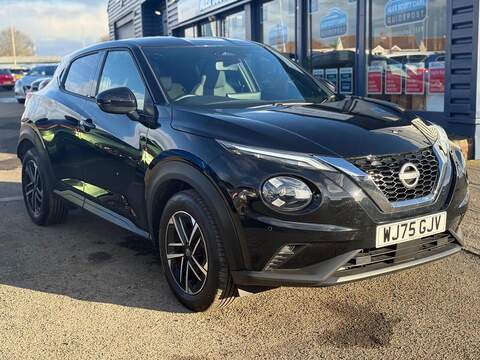 Nissan Juke X-Trail N-Connecta SUV 1 Automatic Diesel
