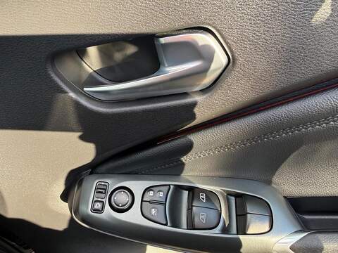 Nissan Juke 1.0 DIG-T N-Connecta DCT Auto Euro 6 (s/s) 5dr - U79964