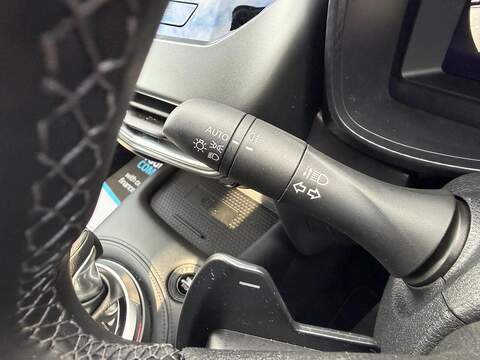 Nissan Juke 1.0 DIG-T N-Connecta DCT Auto Euro 6 (s/s) 5dr - U79964