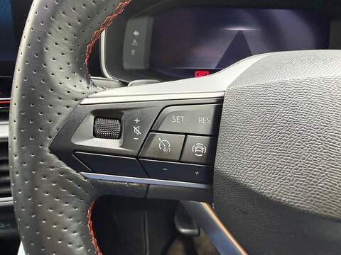 SEAT Leon 1.0 eTSI MHEV FR Sport DSG Euro 6 (s/s) 5dr - U79966