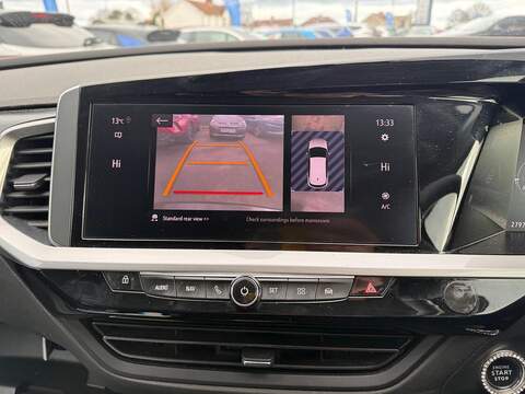 Vauxhall Grandland 1.2 Turbo Ultimate Auto Euro 6 (s/s) 5dr - U79968