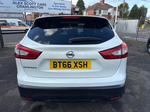 Nissan Qashqai 1.6 DIG-T Tekna 2WD Euro 6 (s/s) 5dr - U79977