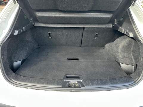 Nissan Qashqai 1.6 DIG-T Tekna 2WD Euro 6 (s/s) 5dr - U79977