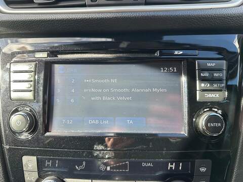 Nissan Qashqai 1.6 DIG-T Tekna 2WD Euro 6 (s/s) 5dr - U79977