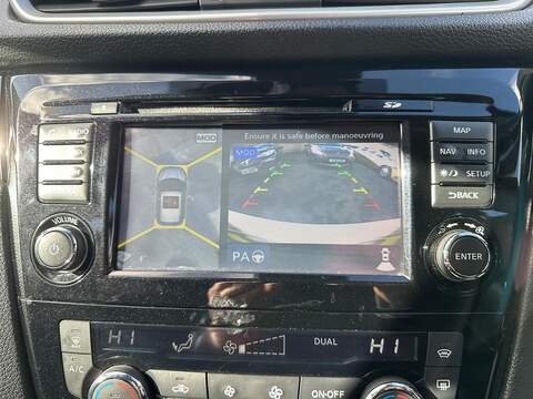 Nissan Qashqai 1.6 DIG-T Tekna 2WD Euro 6 (s/s) 5dr - U79977