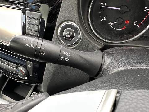 Nissan Qashqai 1.5 dCi N-Vision 2WD Euro 6 (s/s) 5dr - U79978