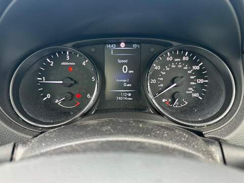 Nissan Qashqai 1.5 dCi N-Vision 2WD Euro 6 (s/s) 5dr - U79978