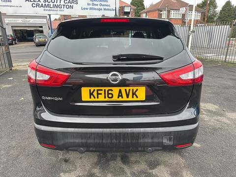 Nissan Qashqai 1.2 DIG-T N-Connecta 2WD Euro 6 (s/s) 5dr - U79980