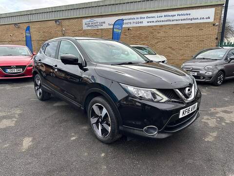 Nissan Qashqai 1.2 DIG-T N-Connecta 2WD Euro 6 (s/s) 5dr - U79980