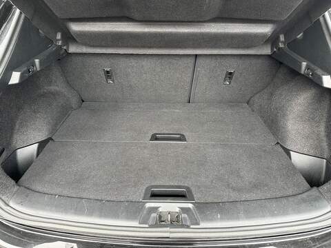 Nissan Qashqai 1.2 DIG-T N-Connecta 2WD Euro 6 (s/s) 5dr - U79980