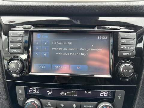 Nissan Qashqai 1.2 DIG-T N-Connecta 2WD Euro 6 (s/s) 5dr - U79980