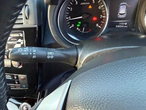 Nissan Pulsar 1.2 DIG-T Acenta Hatchback 5dr Petrol Manual Euro 5 (s/s) Euro 5 (115 ps) - U79984