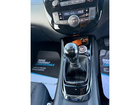 Nissan Pulsar 1.2 DIG-T Acenta Hatchback 5dr Petrol Manual Euro 5 (s/s) Euro 5 (115 ps) - U79984