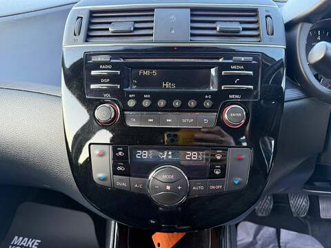 Nissan Pulsar 1.2 DIG-T Acenta Hatchback 5dr Petrol Manual Euro 5 (s/s) Euro 5 (115 ps) - U79984