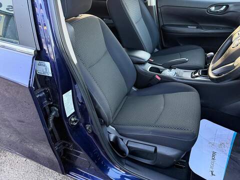 Nissan Pulsar 1.2 DIG-T Acenta Hatchback 5dr Petrol Manual Euro 5 (s/s) Euro 5 (115 ps) - U79984