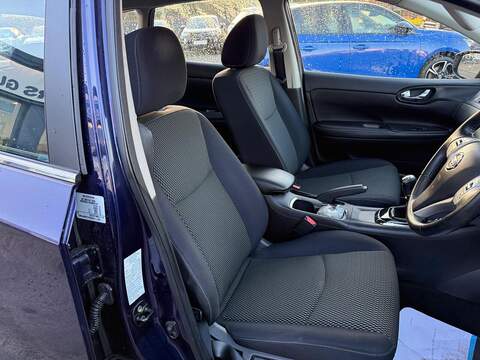 Nissan Pulsar 1.2 DIG-T Acenta Hatchback 5dr Petrol Manual Euro 5 (s/s) Euro 5 (115 ps) - U79984