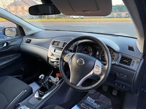 Nissan Pulsar 1.2 DIG-T Acenta Hatchback 5dr Petrol Manual Euro 5 (s/s) Euro 5 (115 ps) - U79984