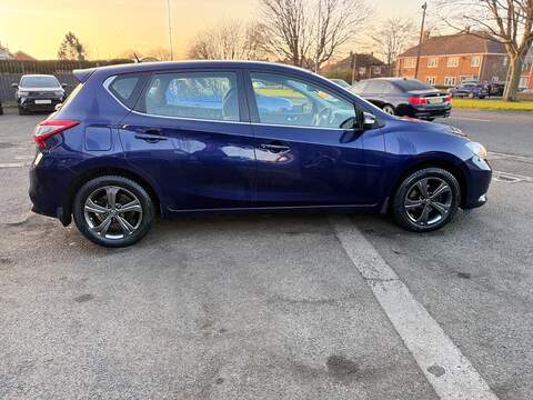 Nissan Pulsar 1.2 DIG-T Acenta Hatchback 5dr Petrol Manual Euro 5 (s/s) Euro 5 (115 ps) - U79984