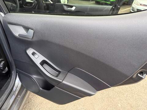 Ford Fiesta 1.0T EcoBoost MHEV ST-Line X Edition Hatchback 5dr Petrol DCT Euro 6 (s/s) (125 ps) - U79987