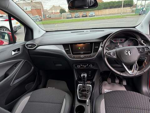 Vauxhall Crossland X 1.5 Turbo D Elite Nav SUV 5dr Diesel Manual Euro 6 (s/s) (102 ps) - U79988