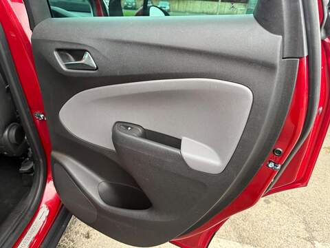 Vauxhall Crossland X 1.5 Turbo D Elite Nav SUV 5dr Diesel Manual Euro 6 (s/s) (102 ps) - U79988