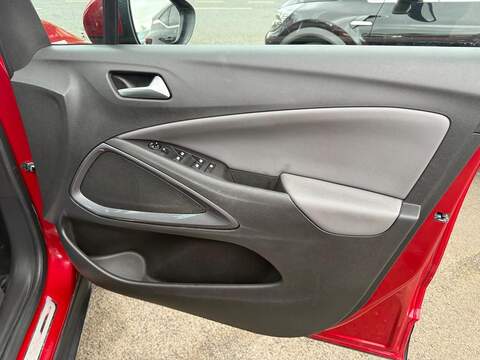 Vauxhall Crossland X 1.5 Turbo D Elite Nav SUV 5dr Diesel Manual Euro 6 (s/s) (102 ps) - U79988