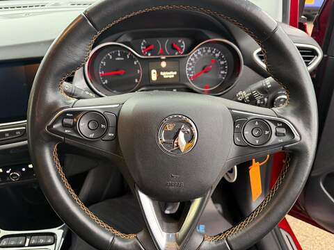 Vauxhall Crossland X 1.5 Turbo D Elite Nav SUV 5dr Diesel Manual Euro 6 (s/s) (102 ps) - U79988