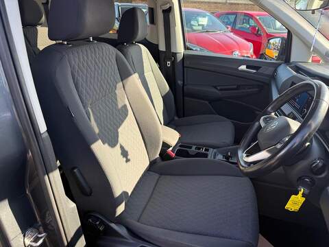 Volkswagen Caddy Maxi 2.0 TDI Life DSG Euro 6 (s/s) 5dr - U79990