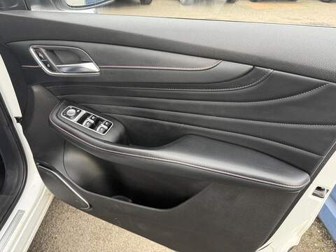 MG MG HS 1.5 T-GDI Exclusive DCT Euro 6 (s/s) 5dr - U79991