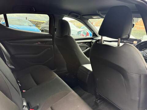 Mazda Mazda3 2.0 e-SKYACTIV-G MHEV Centre-Line Auto Euro 6 (s/s) 5dr - U79994