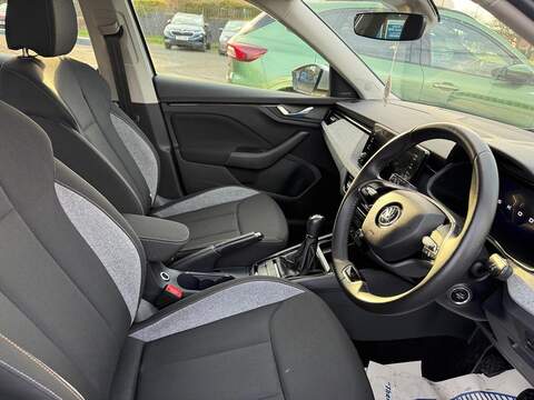 Skoda Kamiq 1.0 TSI SE Euro 6 (s/s) 5dr - U79995