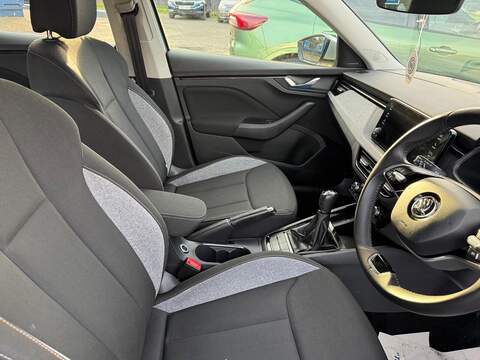 Skoda Kamiq 1.0 TSI SE Euro 6 (s/s) 5dr - U79995