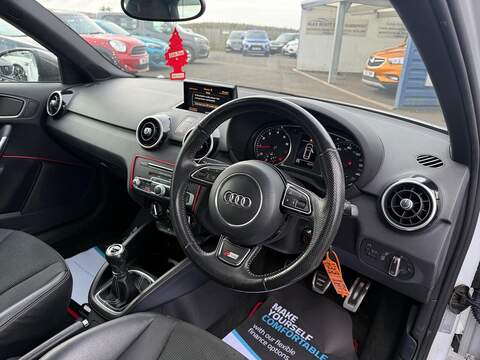 Audi A1 1.4 TFSI S line Sportback 5dr Petrol Manual Euro 6 (s/s) (125 ps) - U79998