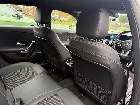 Mercedes-Benz A Class 2.0 A180d Sport 8G-DCT Euro 6 (s/s) 5dr - U80002